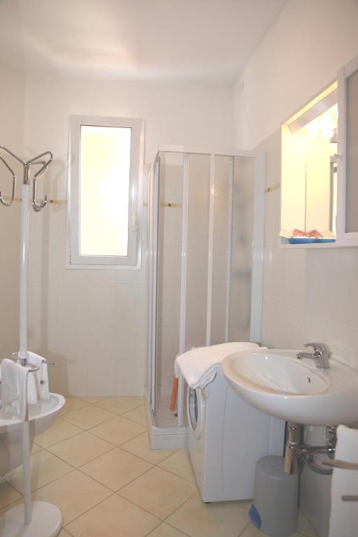 Gioia Aparthotel 3*